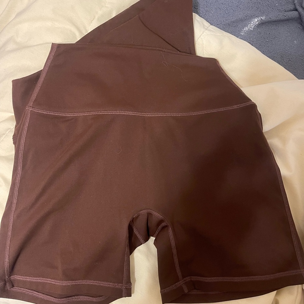 SET ACTIVE Brown Shorts